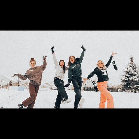 Meet your Posher, Sydney - Picture 1 of 1